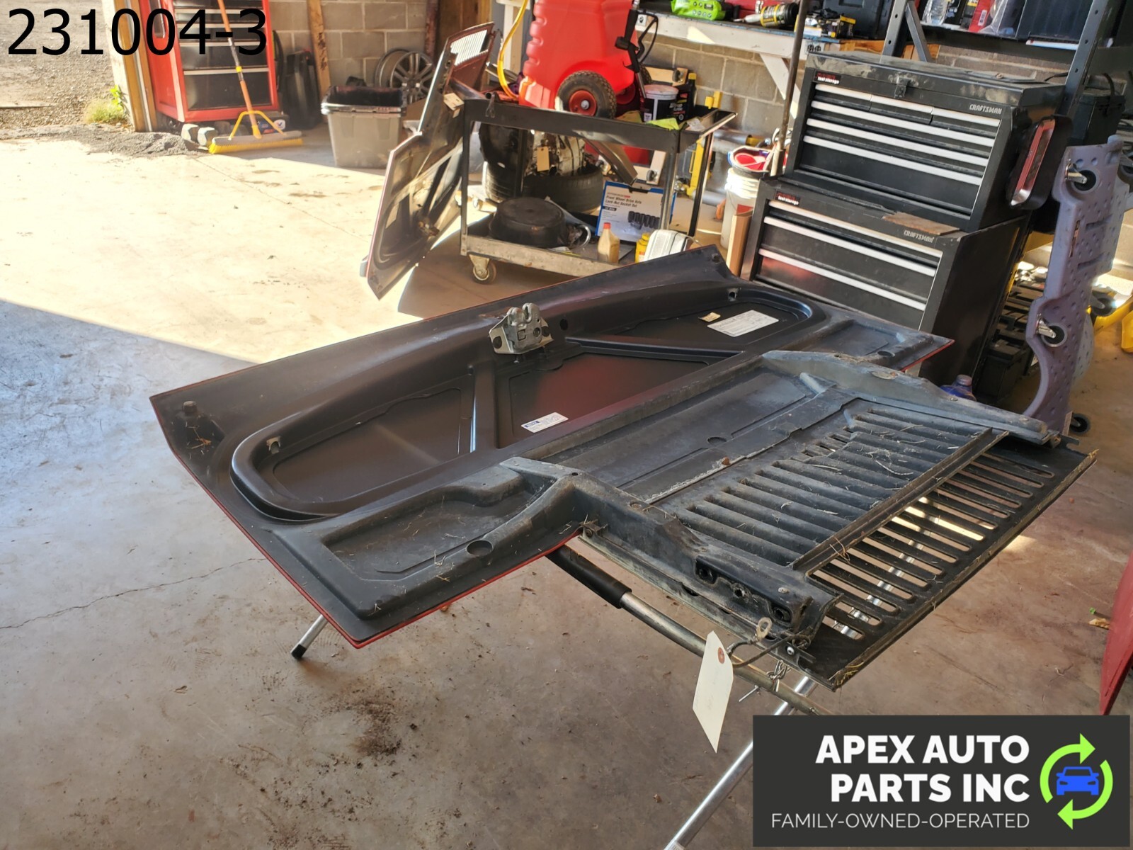 *LOCAL PICKUP* 1984 Pontiac Fiero ORIGINAL REAR DECK LID TRUNK HATCH ENGINE - Image 8