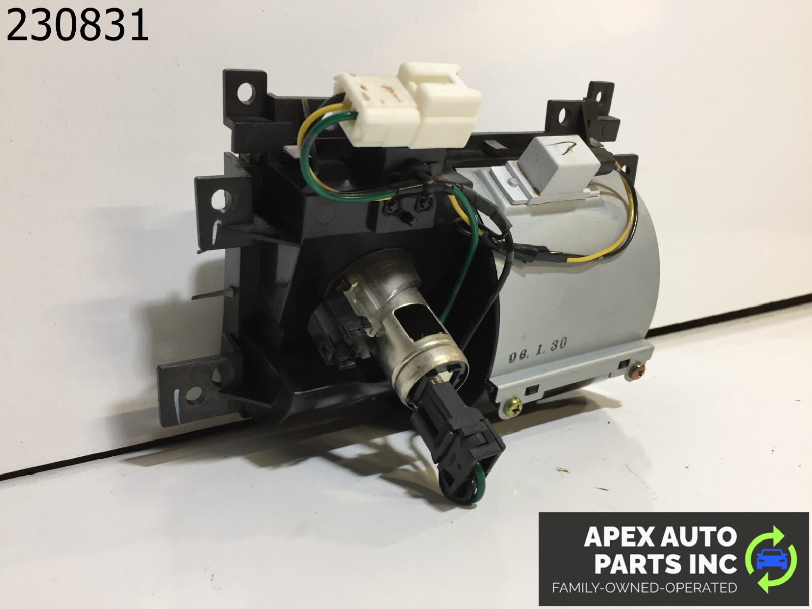OEM 03-08 Infiniti FX35 FX45 Center Console Ash Tray Power Outlet Storage Silver - Image 6