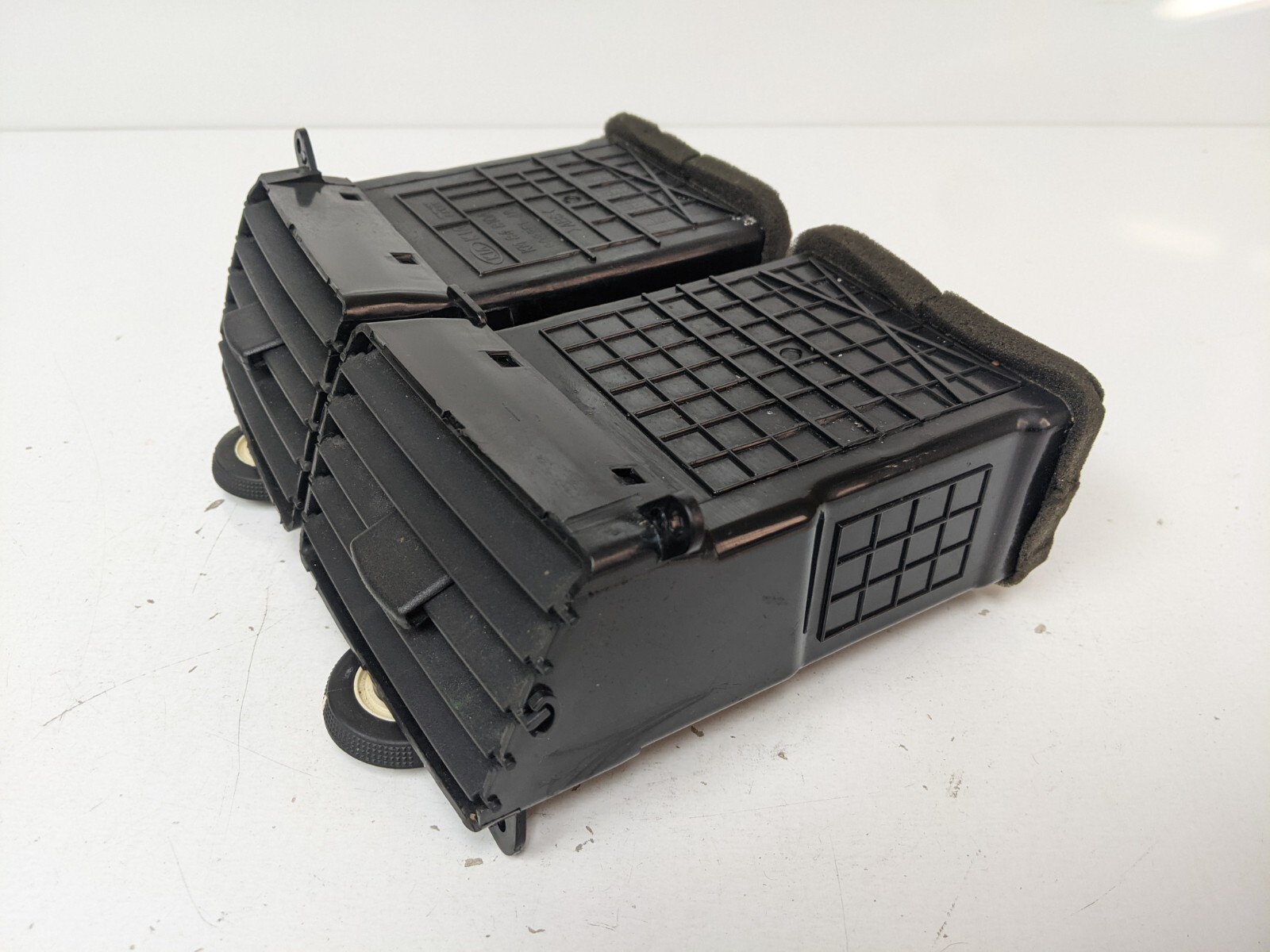 OEM 05 06 07 08 Kia Sportage Air Vent Grille Nozzle Center Dual Dashboard Front - Image 3