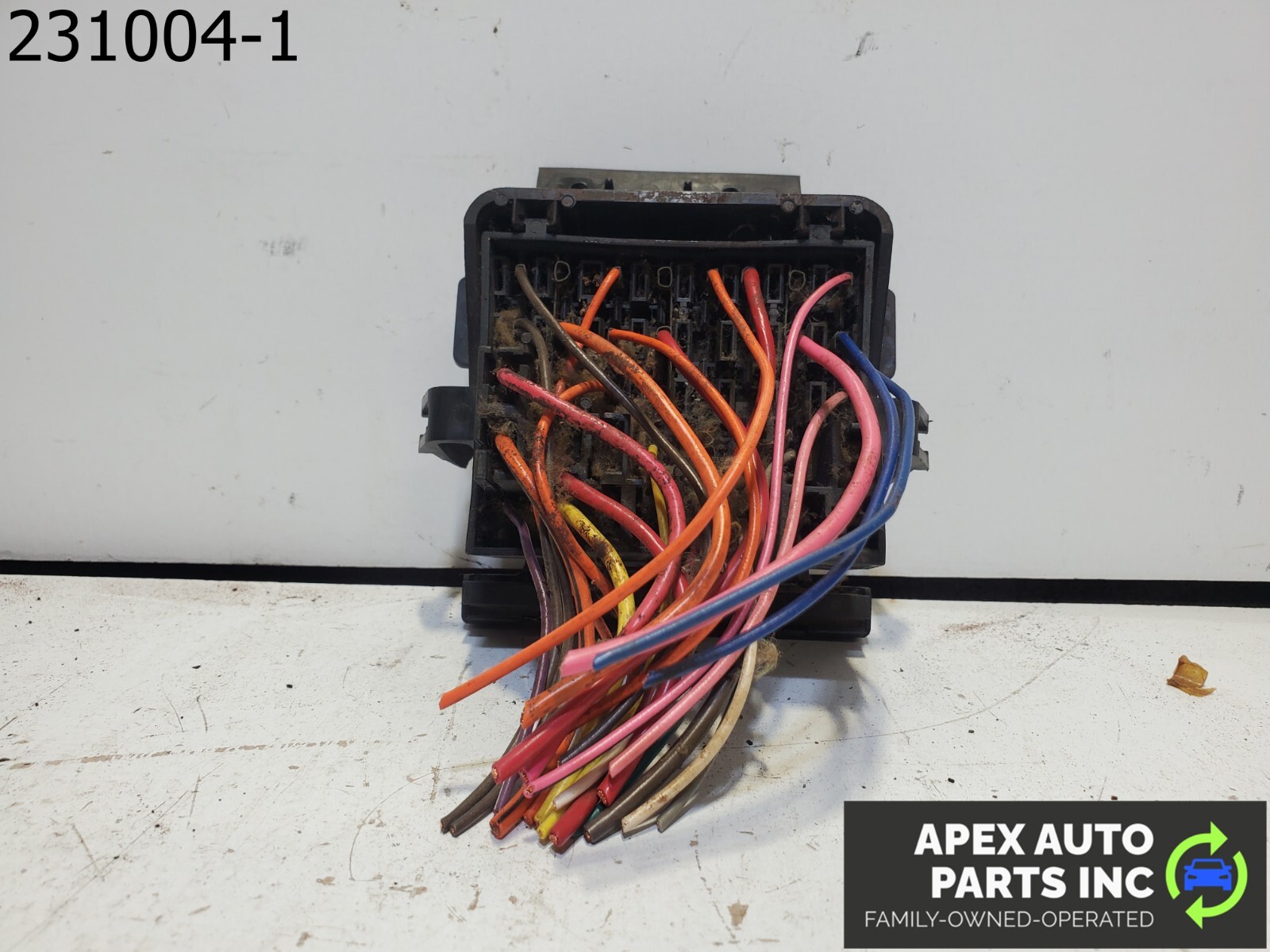 OEM 1984 Pontiac Fiero UNDER DASH CABIN FUSE BOX - Image 6