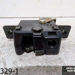 OEM 1989-1996 BMW 525i 2.5L TRUNK LID LATCH