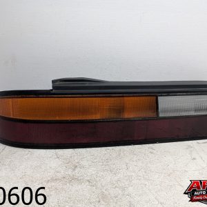 OEM 1989 Nissan 240SX 2.4L Tail Light Taillight Lamp Left/Driver