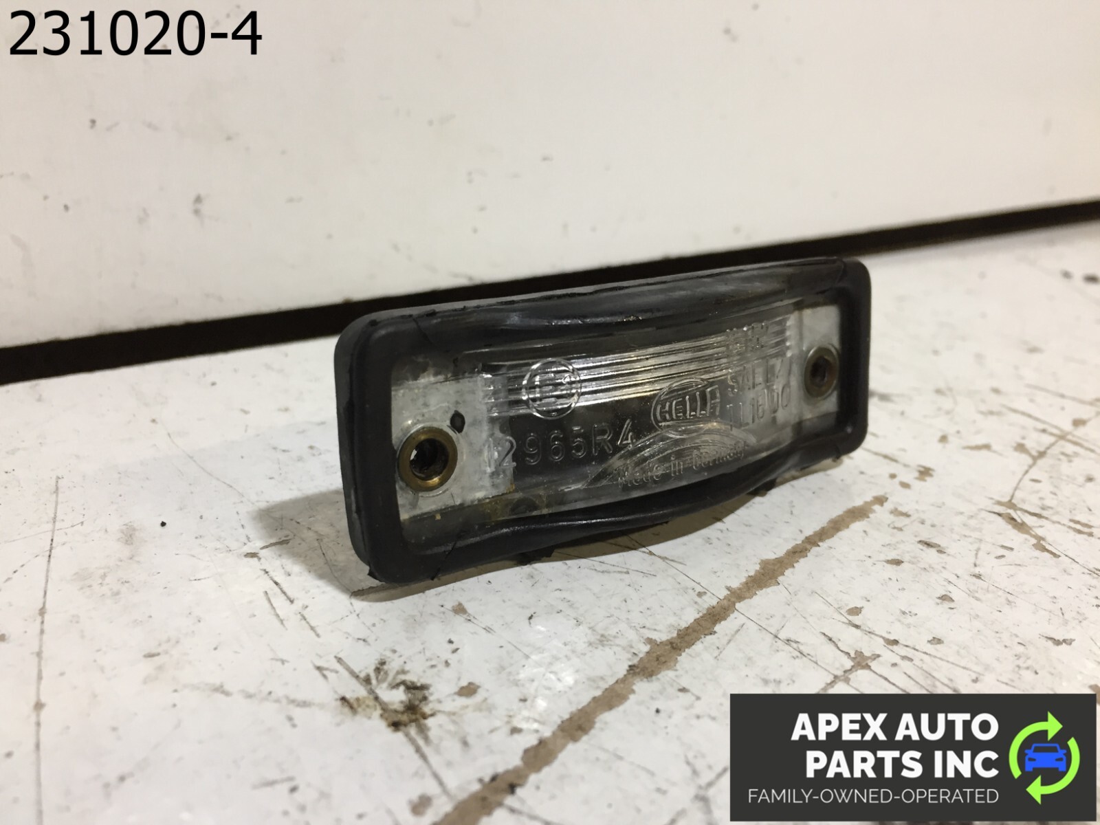 OEM 1990 Cadillac Allante Liscense Plate Light - Image 3