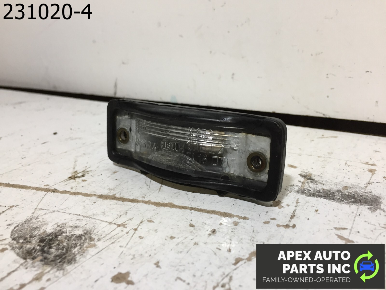 OEM 1990 Cadillac Allante Liscense Plate Light - Image 4