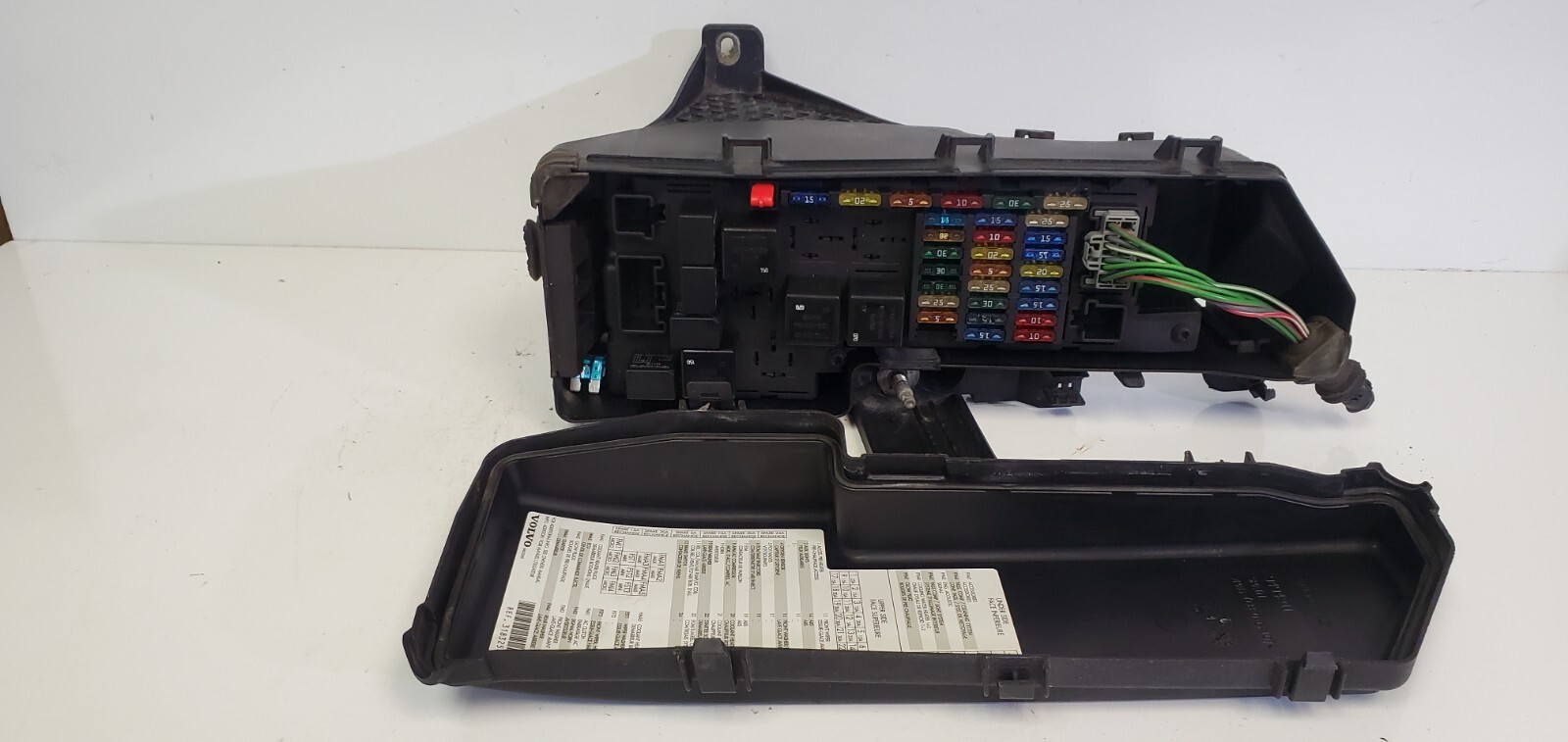 OEM 2000 2001 Volvo S80 Engine Compartment Fuse Box - Image 7