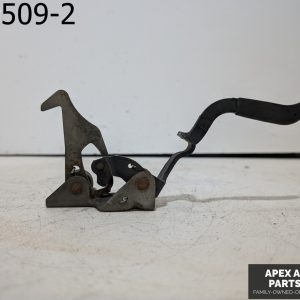 OEM 2000 BMW 323i 2.5L HOOD CATCH RELEASE LATCH LOCK MECHANISM