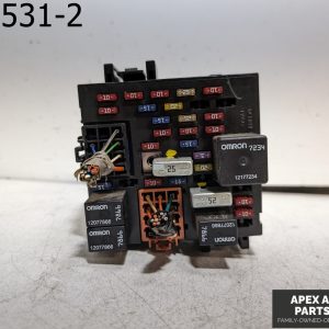 OEM 2001 Chevrolet Suburban 5.3L Dash Fuse Junction Box