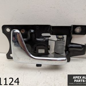 OEM 2001 Land Rover Discovery 4.0L RIGHT PASSENGER INTERIOR REAR DOOR HANDLE