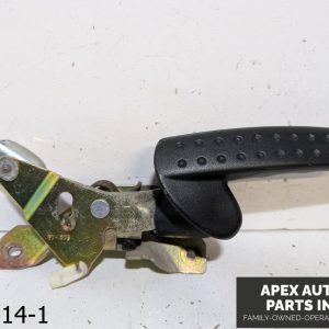 OEM 2002-2005 Dodge Ram 1500 4.7L LEFT INTERIOR DOOR HANDLE