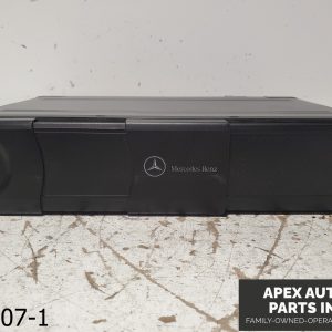 OEM 2002-2005 Mercedes ML500 5.0L 6 Disc Disk CD Changer w/ Magazine