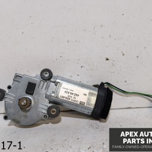 OEM 2003-2006 Volvo XC90 2.9L Sunroof Actuator Motor