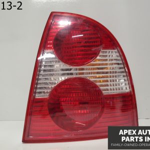 OEM 2004 Volkswagen Passat 1.8L Passenger Tail Light W8 8 Cylinder Sedan 1081309