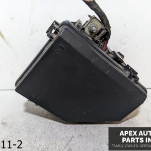 OEM 2005-2011 Cadillac STS 3.6L  ENGINE RELAY FUSE BOX