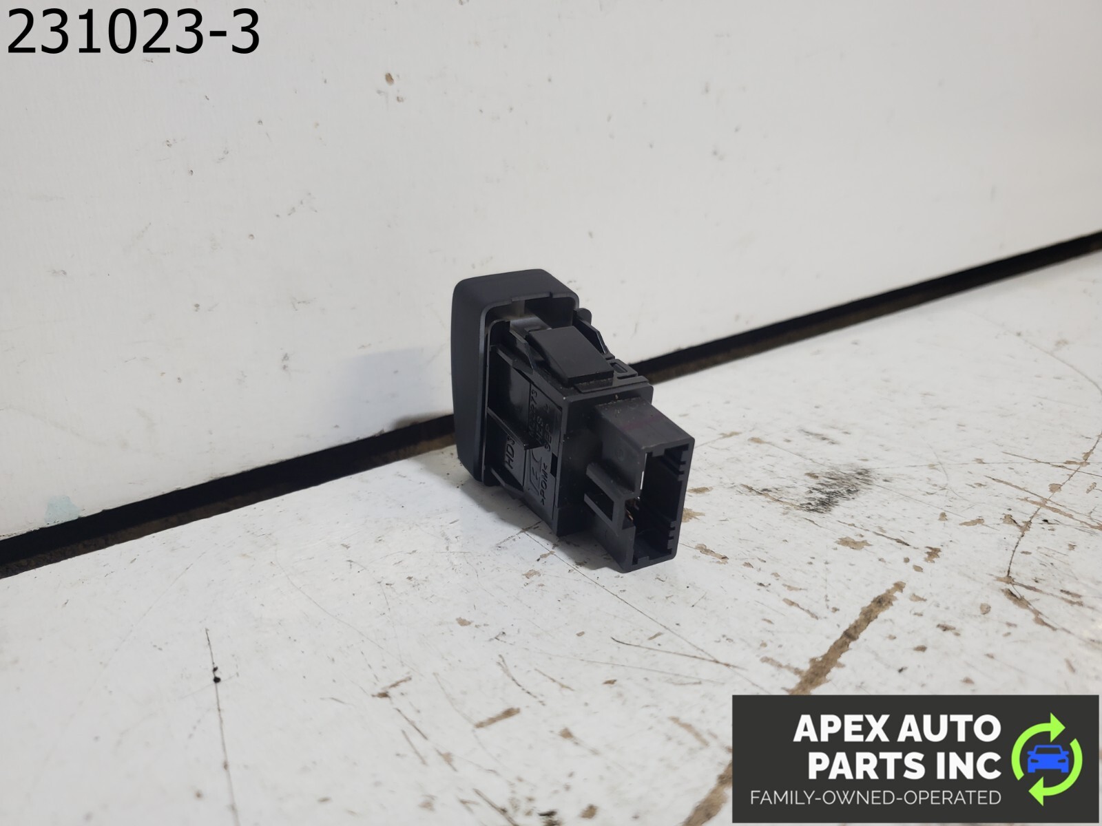 OEM 2005 Acura TL Vehicle Stability Assist VSA OFF Control Switch M22273 - Image 7