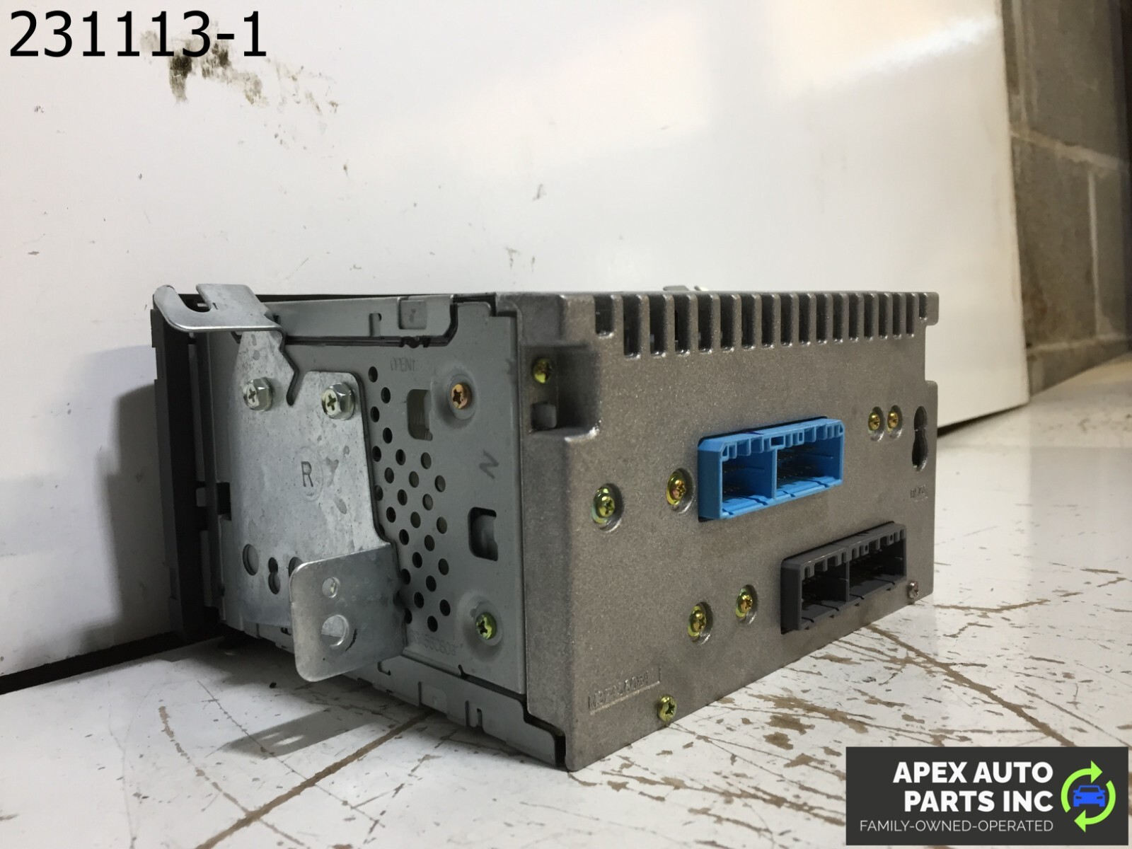 OEM 2005 Honda Pilot Radio Cd Cassette Player 39100-S9V-A120 - Image 6