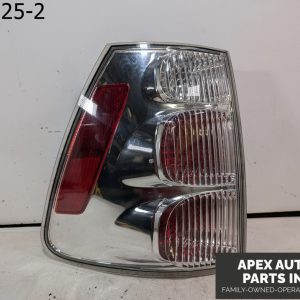 OEM 2006 Chevrolet Equinox 3.4L Right Passenger Side Rear Tail Light Lamp