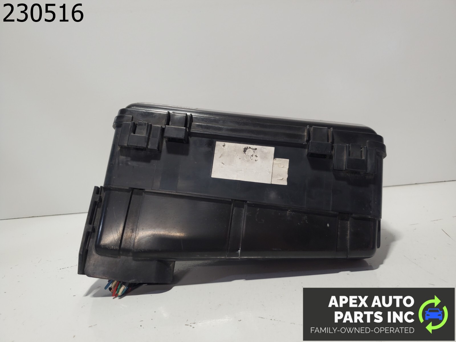 OEM 2006 Honda Pilot 3.5L Fuse Relay Box Engine Compartment - Image 5