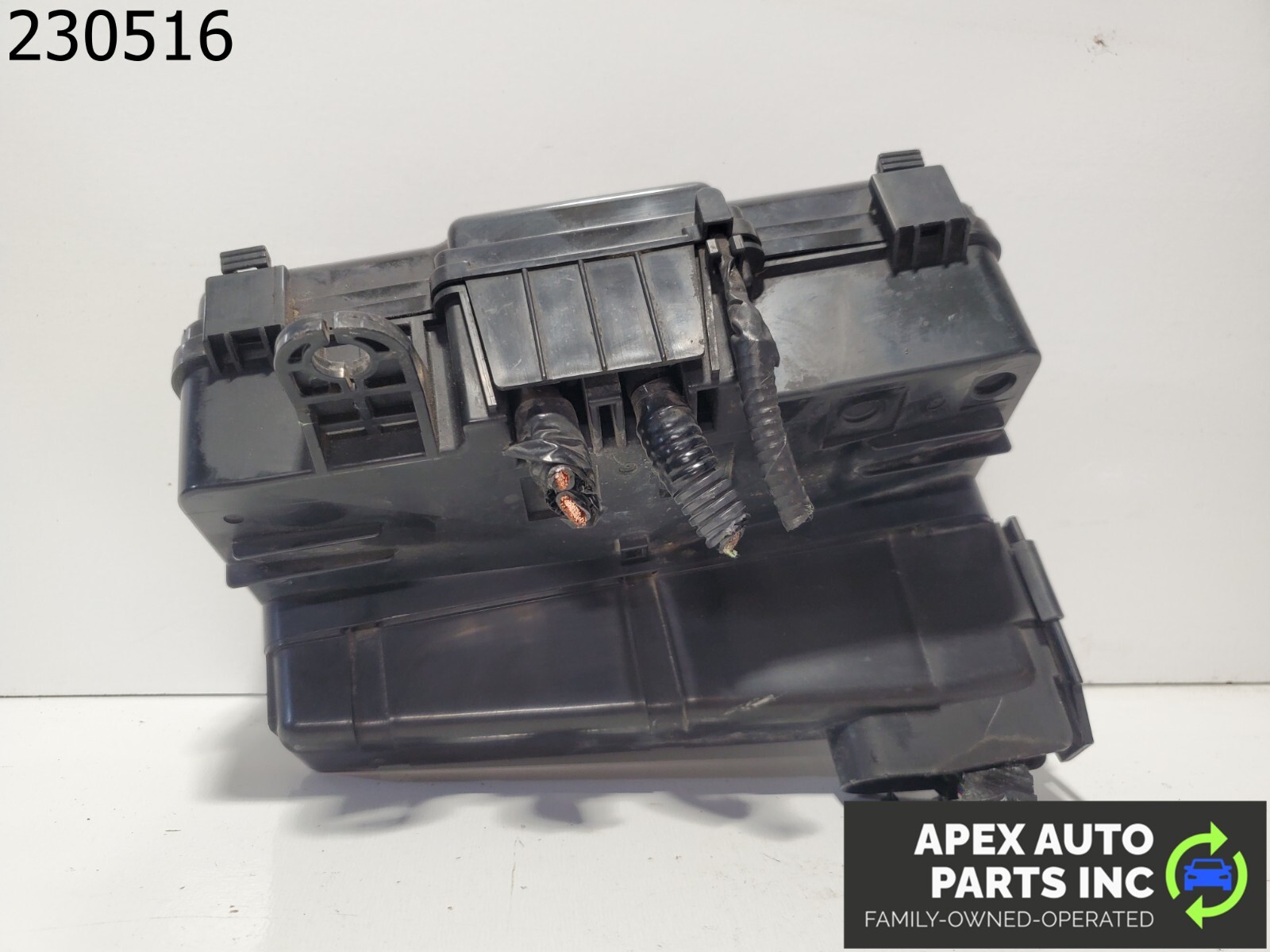 OEM 2006 Honda Pilot 3.5L Fuse Relay Box Engine Compartment - Image 8