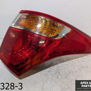 OEM 2007-2012 Hyundai Veracruz 3.8L Tail Light Assembly Right