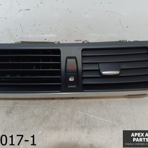 OEM 2007-2013 BMW X5 4.8L FRONT CENTER DASH A/C AIR VENT w HAZARD LOCK SWITCH
