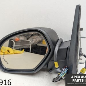 OEM 2007 Chevrolet Suburban 5.7L Driver Side View Mirror Power W Turn Signal