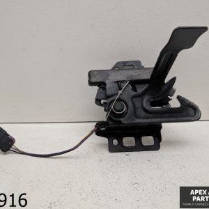 OEM 2007 Chevrolet Suburban 5.7L Hood Latch Release w/ Cable