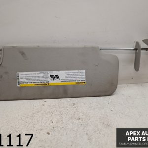 OEM 2007 GMC Yukon 6.2L Sun Visor with Light Left Driver Side Gray