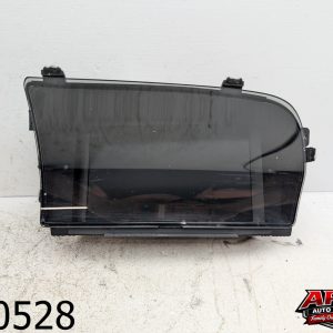 OEM 2007 Mercedes S550 5.5L navigation display screen
