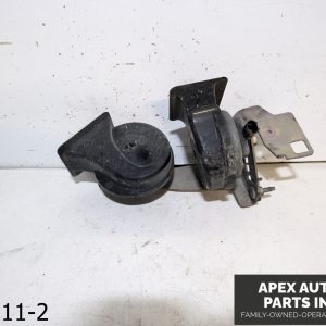 OEM 2008-2010 BMW 535XI 3.0L horn set of both