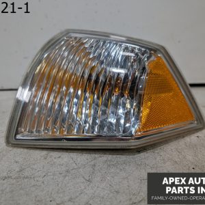 OEM 2008 Jeep Compass 2.4L Right Passenger Corner Side Marker Turn Signal Light