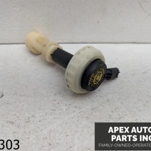 OEM 2008 Land Range Rover 4.4L Brake Fluid Cap