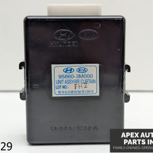 OEM 2009-2011 Hyundai Genesis 3.8L Rear Sunshade Rear Curtain Module