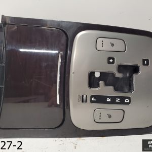 OEM 2009 Hyundai Genesis 3.8L CENTER CONSOLE SHIFTER BEZEL TRIM