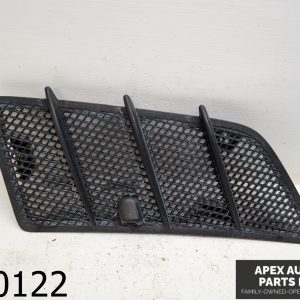 OEM 2009 Mercedes ML350 3.5L Front Right Hood Vent Grill Black