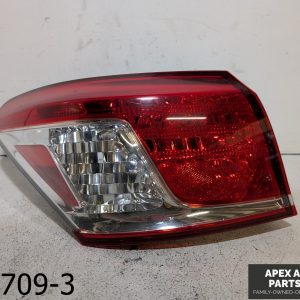 OEM 2010-2012 Lexus ES 350 3.5L Driver Side Left LH Taillight Lamp Quarter Mount