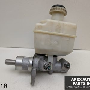 OEM 2010-2012 Range Rover Sport 4.4L Brake Master Cylinder and Reservoir