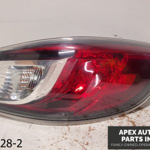 OEM 2010-2013 Mazda 3 2.0L Passenger Tail Light Taillight Lamp