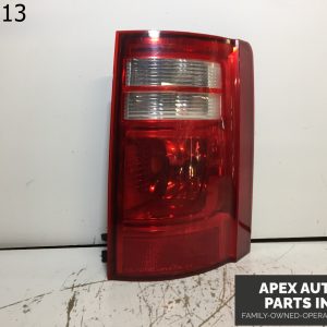 OEM 2010 Chrysler Town & Country Rear Brake Tail Light Lamp Right Passenger