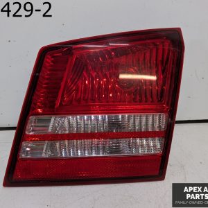 OEM 2010 Dodge Journey 3.5L REAR RIGHT INNER TAILLIGHT LAMP LIGHT 4806368AF