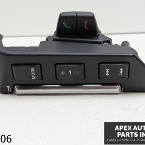 OEM 2011-2012 Land Rover LR2 steering wheel volume radio control switch button