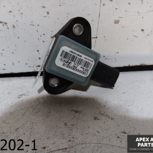 OEM 2011-2013 Kia Optima 2.4L side door crash impact sensor 95920-1m200