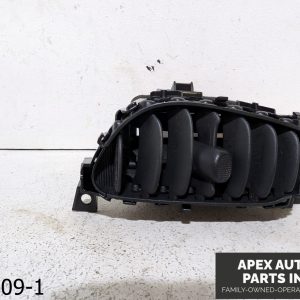 OEM 2011-2014 Nissan Juke 1.6L Dash Center Right Inner Air Vent Grille