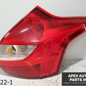 OEM 2012-2018 Ford Focus 2.0L Right Passenger HALOGEN TAIL LIGHT