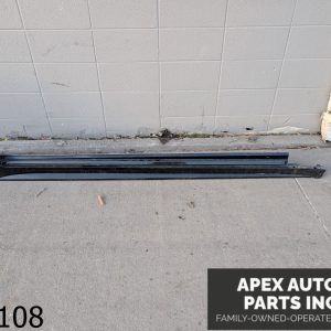 OEM 2012 Cadillac CTS 4 3.0L Passenger Side ROCKER PANEL SIDE SKIRT MOLDING