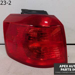 OEM 2012 GMC Terrain 2.4L Driver LT Tail Light SLE-1 Quarter Panel Mounted