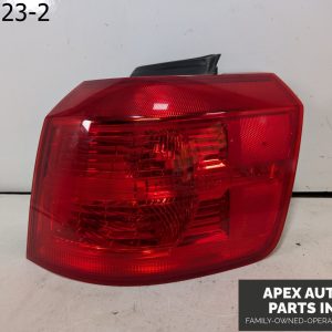 OEM 2012 GMC Terrain 2.4L Passenger LT Tail Light SLE-1 Quarter Panel Mounted
