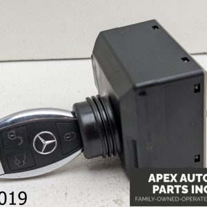 OEM 2013-2015 Mercedes GLK350 3.5L Ignition Switch Control Module w/Key