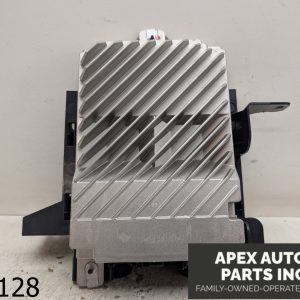 OEM 2013 GMC Terrain 2.4L Audio Equipment Radio Amplifier W BCM 13584695