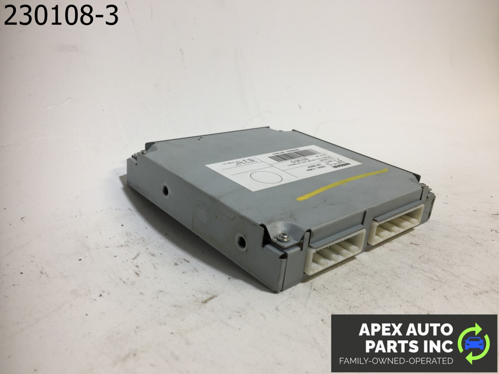 OEM 2014 Infiniti QX60 Gate Mounted Camera Controller Module - Image 6