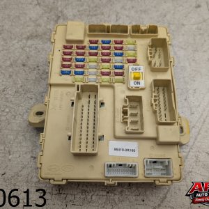 OEM 2014 Kia Cadenza 3.3L Interior Fuse Box Relay Module Unit